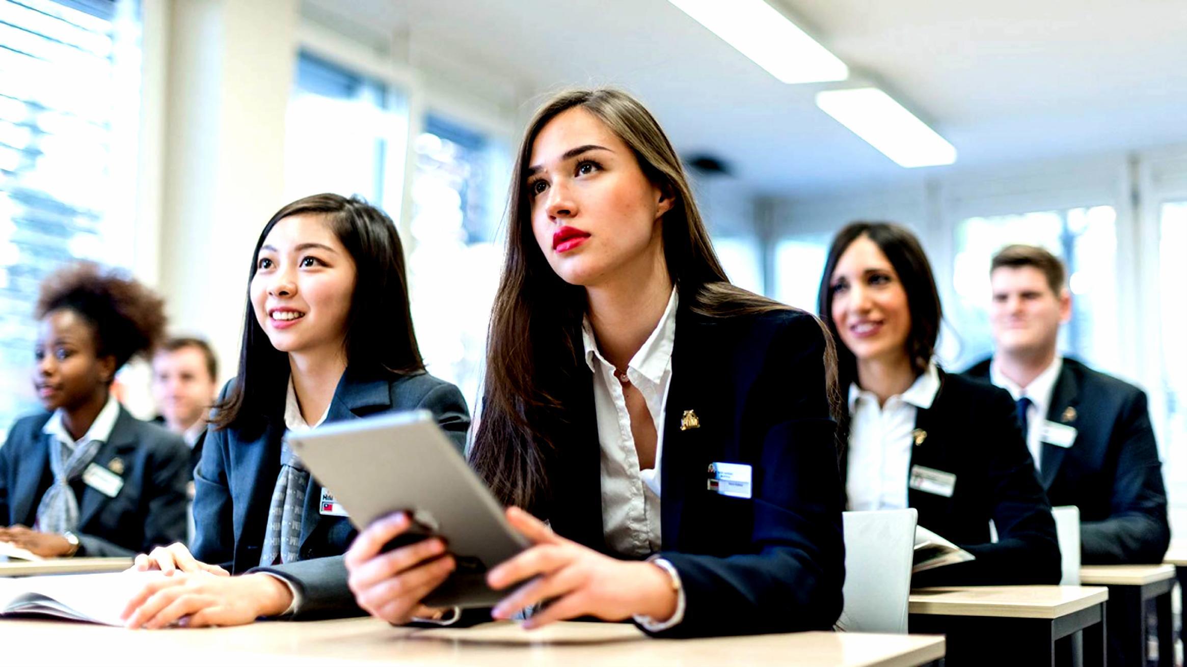 Structured learning approach for investment analysis